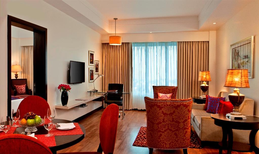 太平绅士财富宫酒店 迈索尔 客房 照片 Suite at the Taj Bengal
