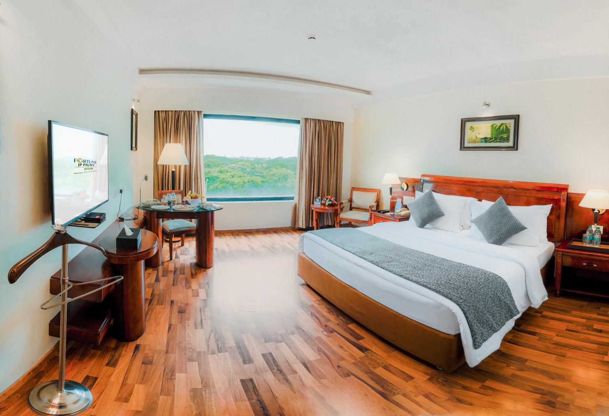太平绅士财富宫酒店 迈索尔 外观 照片 Deluxe Room
