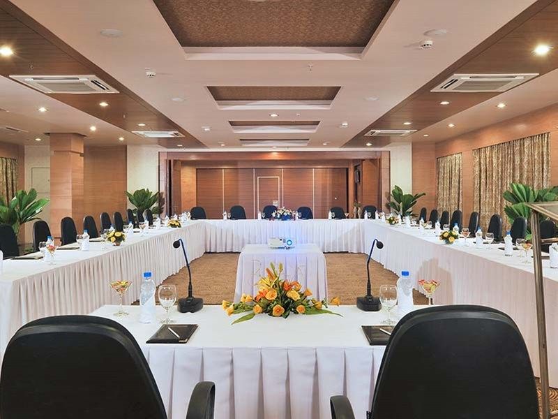 太平绅士财富宫酒店 迈索尔 外观 照片 The meeting room of the ASEAN Secretariat