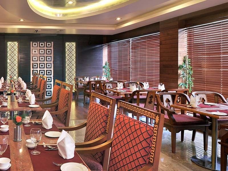 太平绅士财富宫酒店 迈索尔 外观 照片 The restaurant