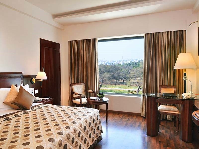 太平绅士财富宫酒店 迈索尔 外观 照片 A room at The Oberoi, Gurgaon